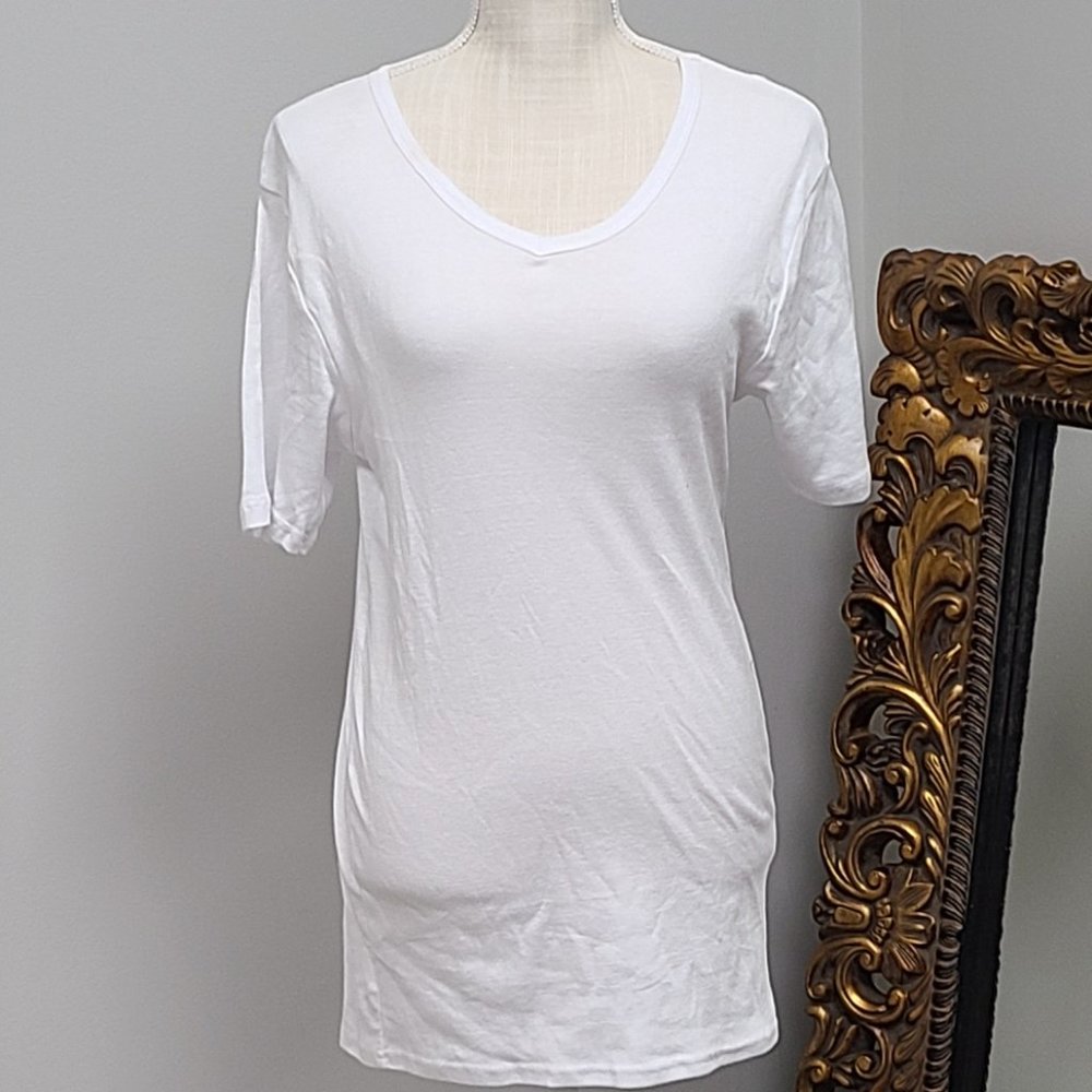 Livergy White Tee Women Size 6/L